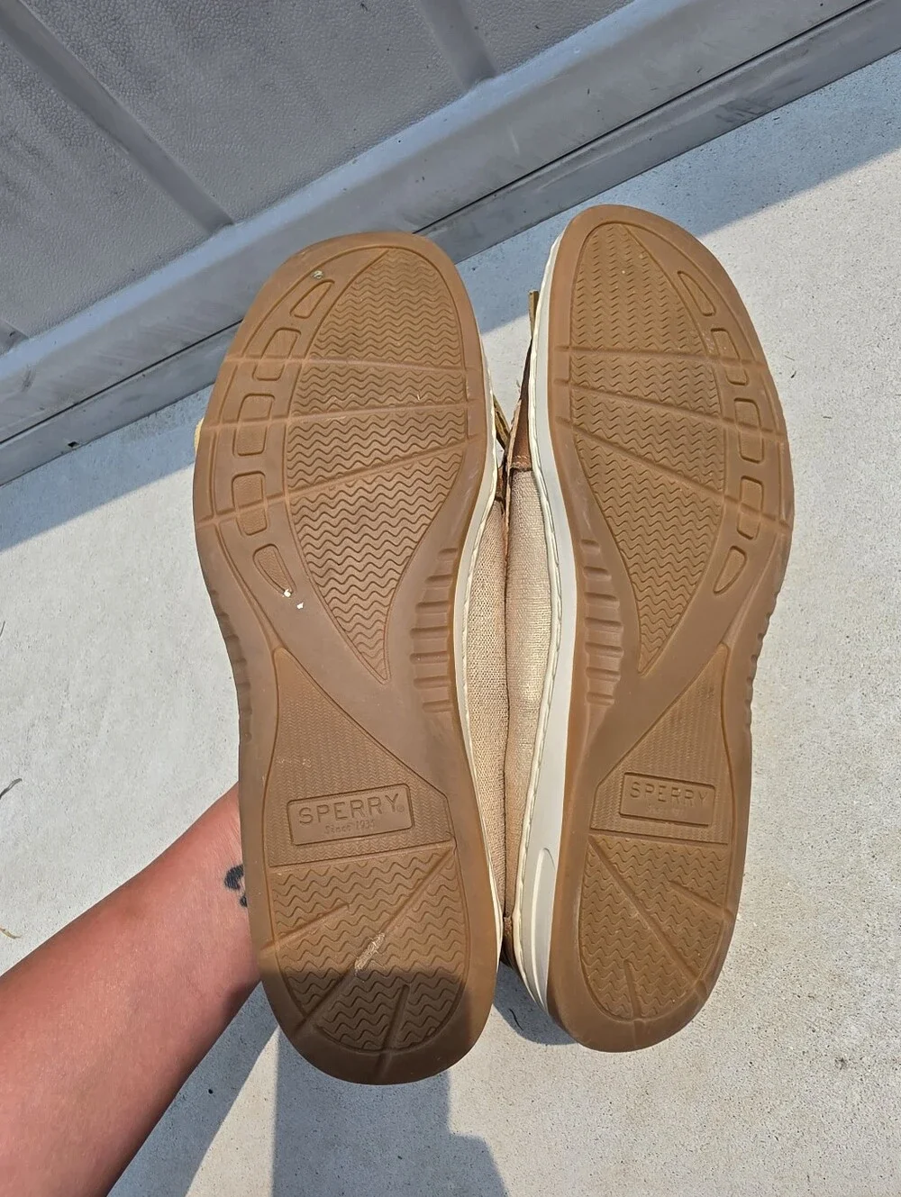 Sperry Women's Brown Leather Boat Shoes with Tan Laces